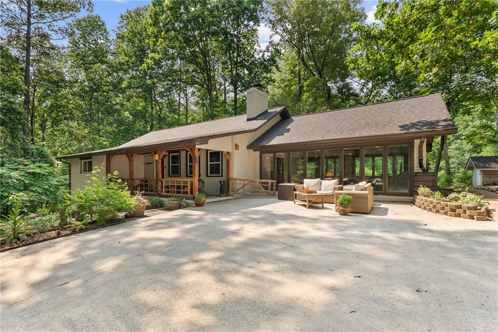 4025 Demooney Rd., Atlanta, GA 30349