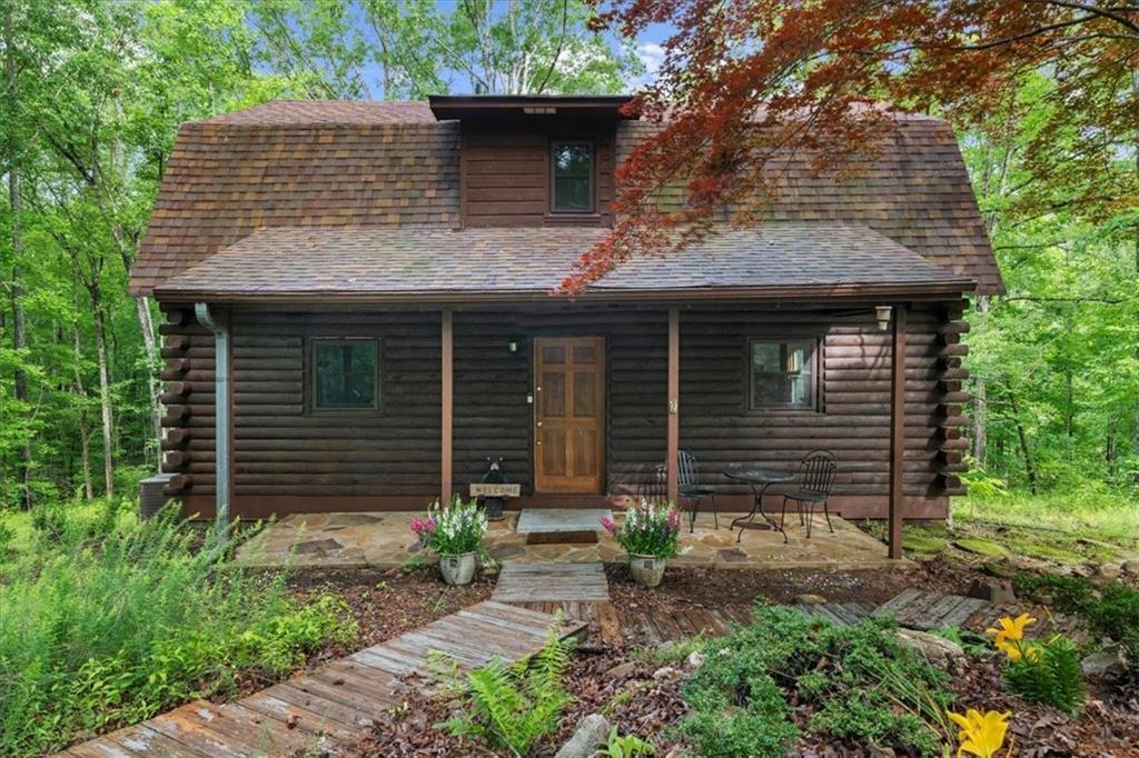 15 Bailey St., Whitesburg, GA 30185