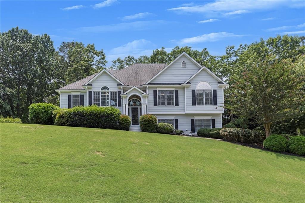 100 Chestnut Hill Dr., Canton, GA 30114