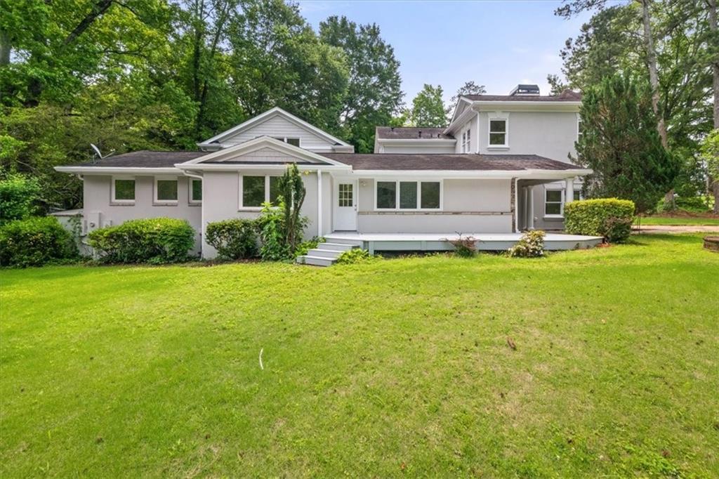 6771 Sunny Brook Ln., Atlanta, GA 30328