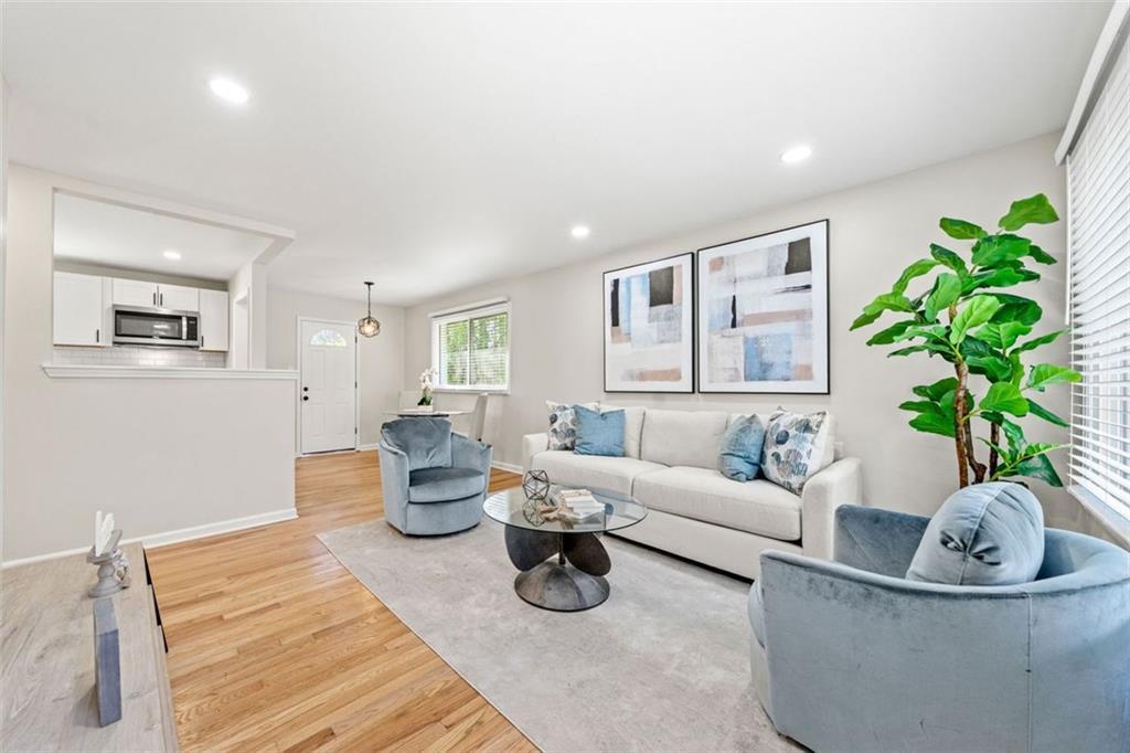 817 N Evelyn Pl., Atlanta, GA 30318