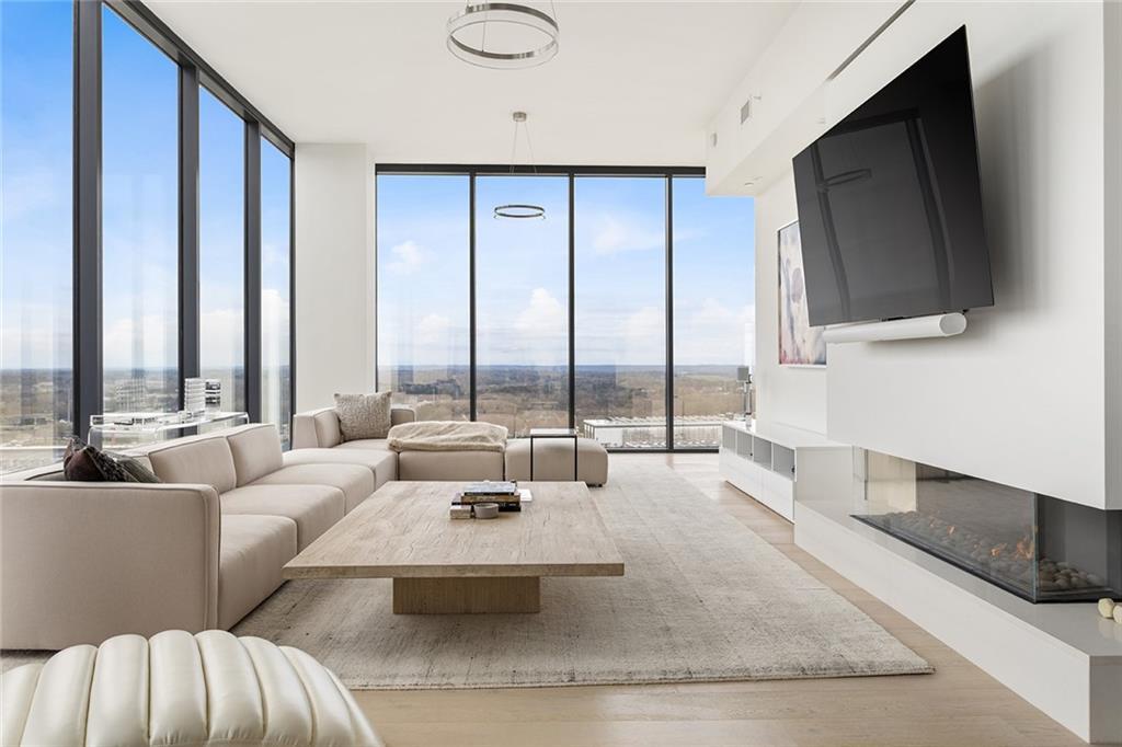 788 W Marietta St. #1809, Atlanta, GA 30318