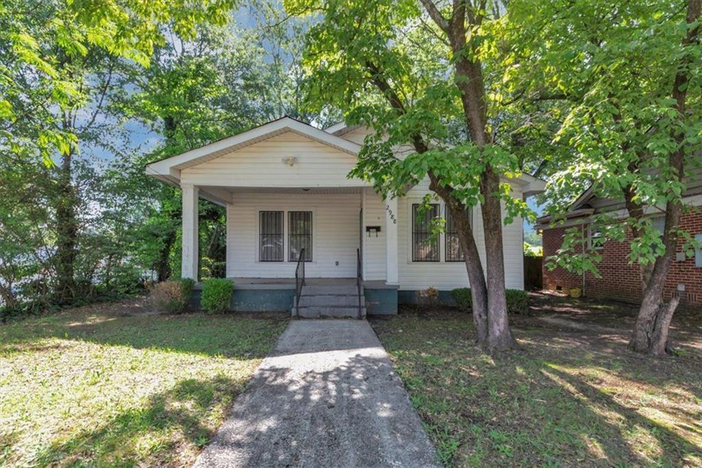 2988 E Point Point, East Point, GA 30344