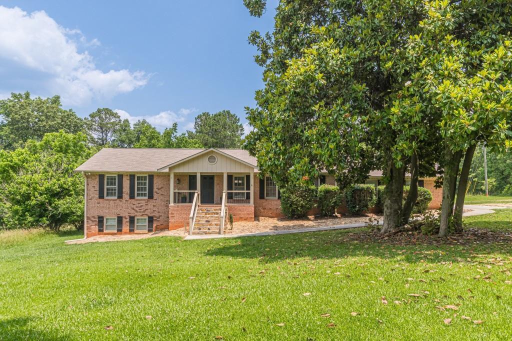 7928 S Giles Rd., Douglasville, GA 30135