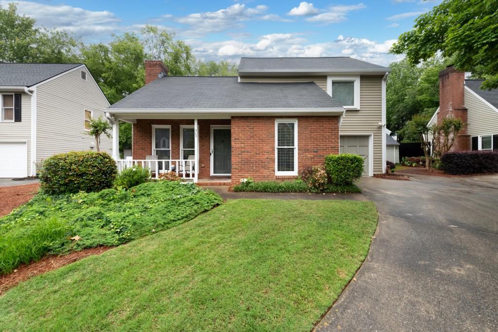 303 Roswell Green Ln., Roswell, GA 30075