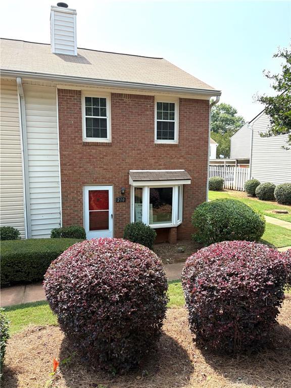 210 Mill Creek Pl., Roswell, GA 30076