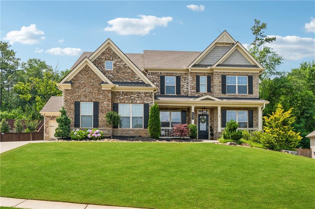 422 Silver Brook Dr., Woodstock, GA 30188