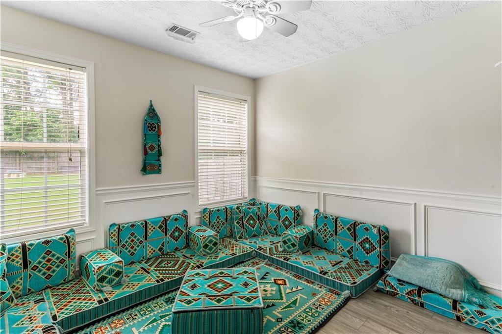 3589 Garden Manor Dr., Loganville, GA 30052