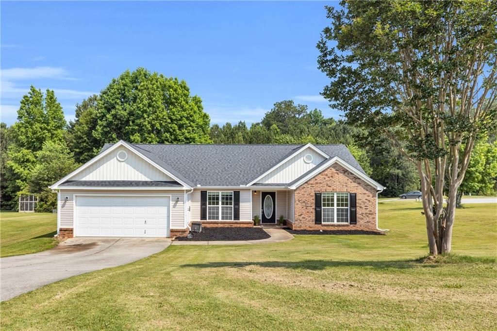 301 Lane Dr., Winder, GA 30680