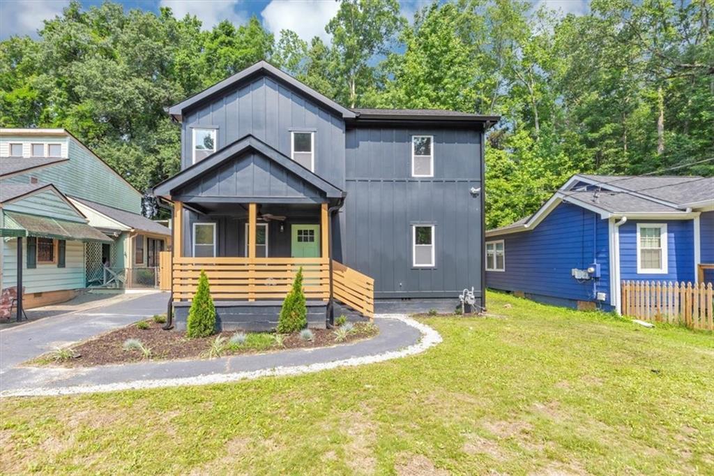 445 Westmeath Dr., Atlanta, GA 30310