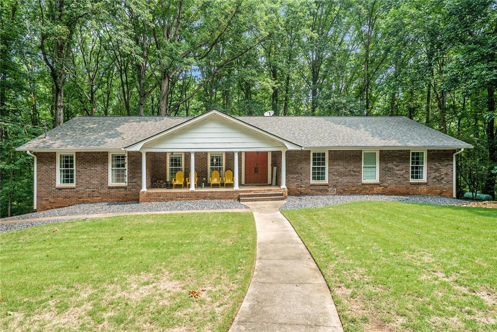 1310 Chilton Woods Rd., Rutledge, GA 30663