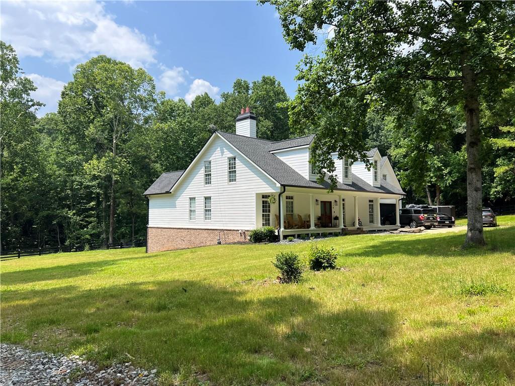 128 Golden Hills Dr., Woodstock, GA 30189