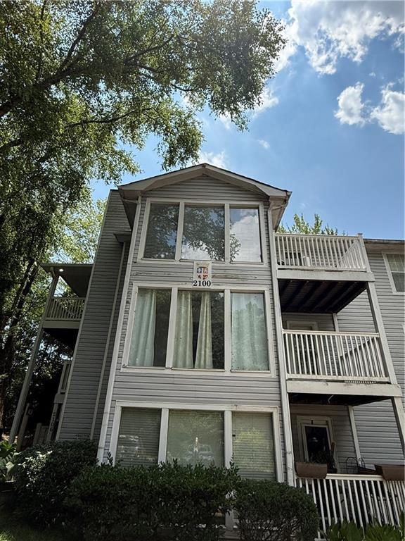 2107 Augusta Dr., Marietta, GA 30067