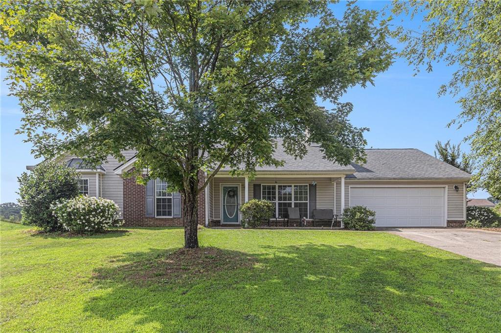 194 Persimmon Dr., Jefferson, GA 30549