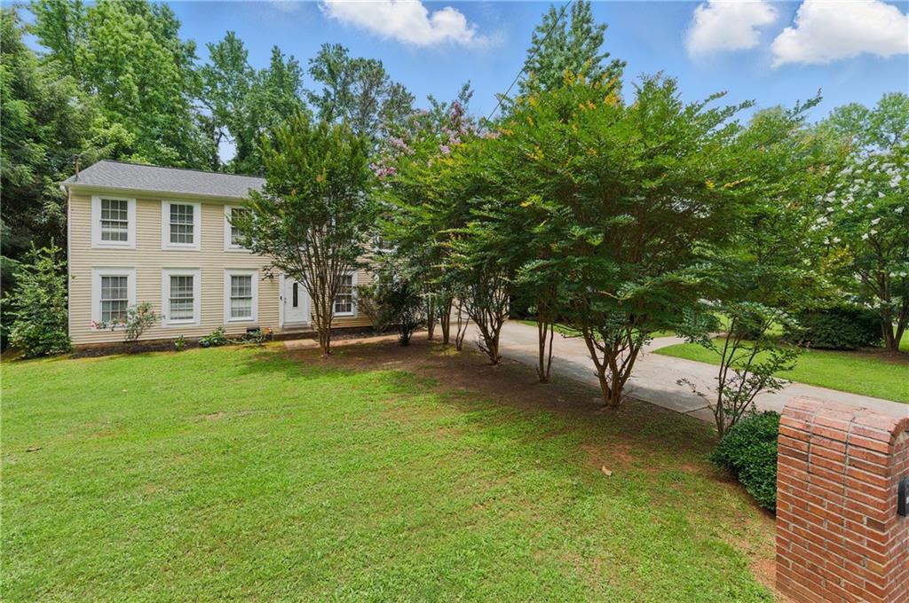 4773 Aberdeen Ln., Stone Mountain, GA 30083