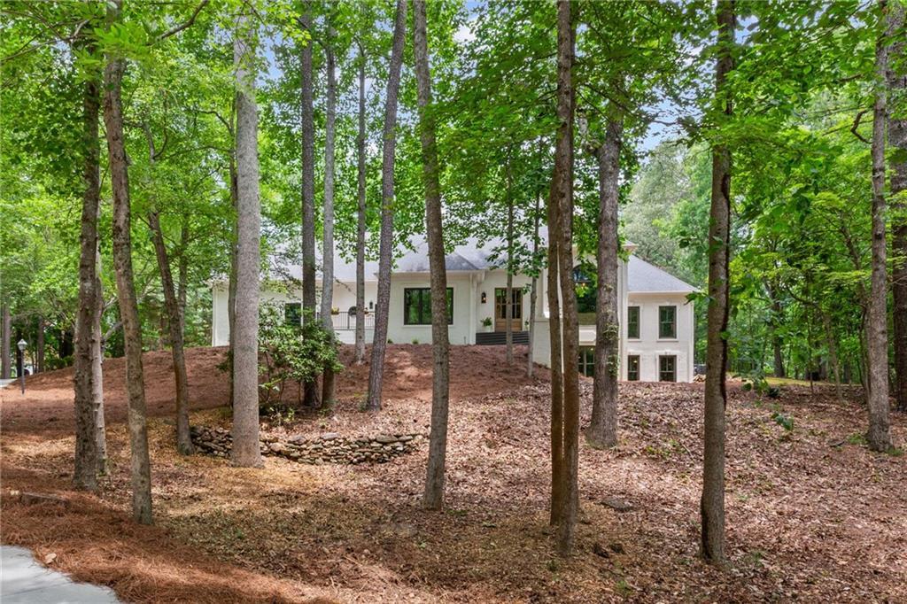 12995 Bucksport Dr., Roswell, GA 30075