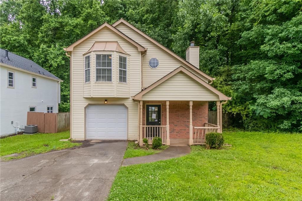 847 Ashley Ln., Stone Mountain, GA 30087