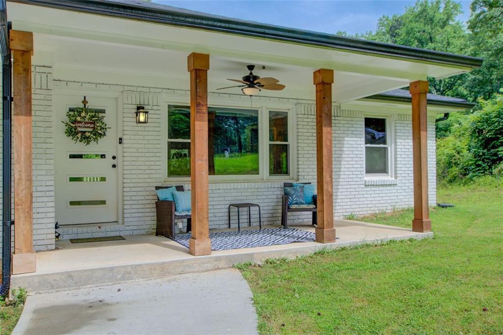 1740 Dodson Dr., Atlanta, GA 30311