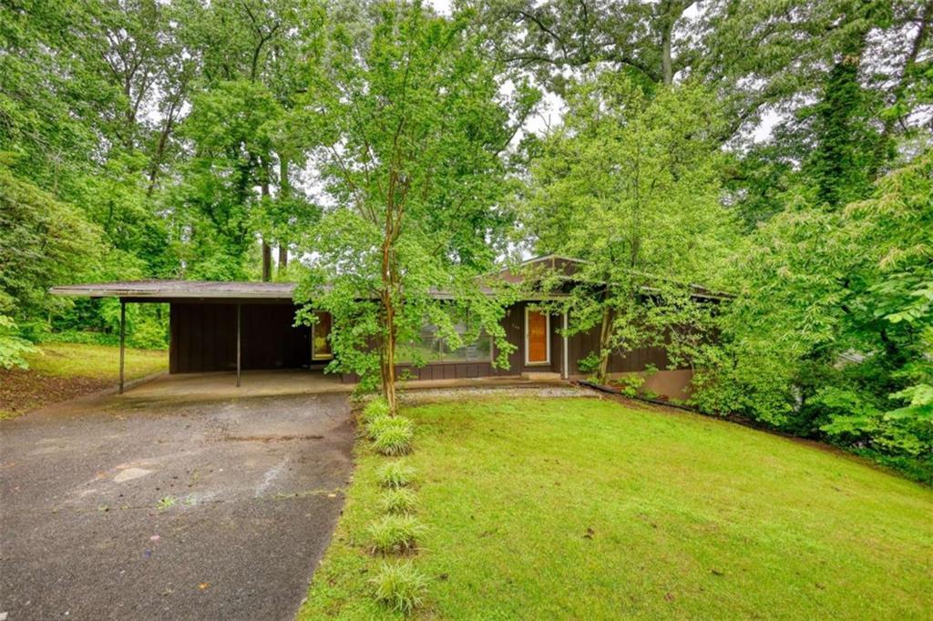 749 Dogwood Dr., Lawrenceville, GA 30046