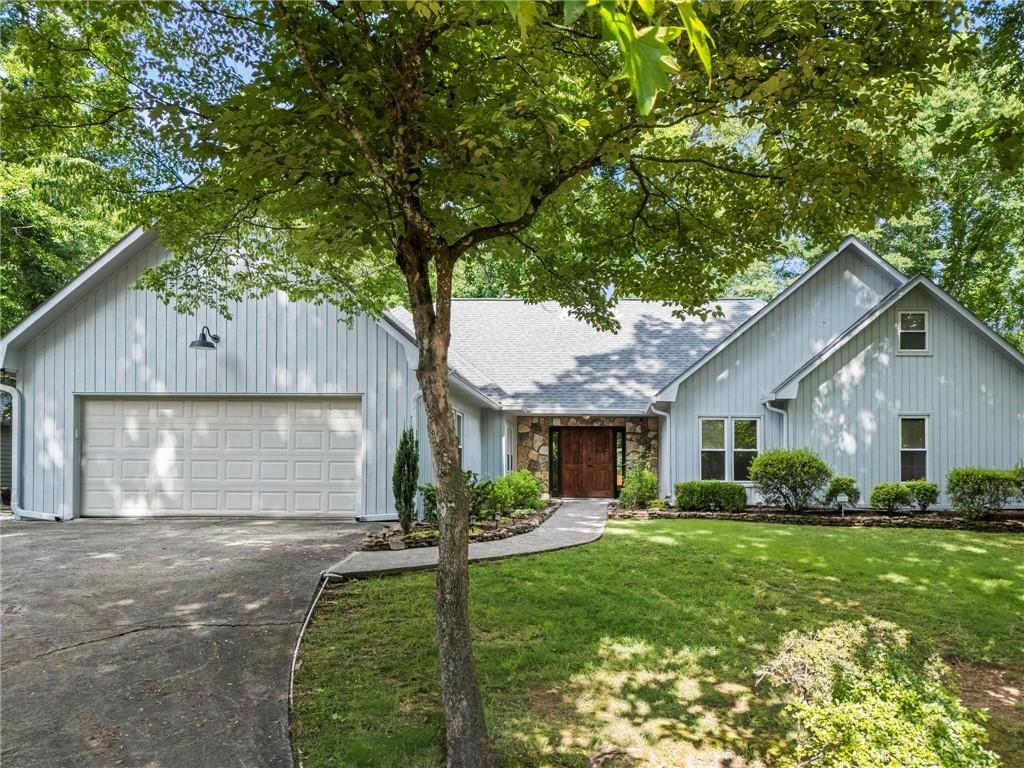 4212 Burns Heritage Tr., Roswell, GA 30075