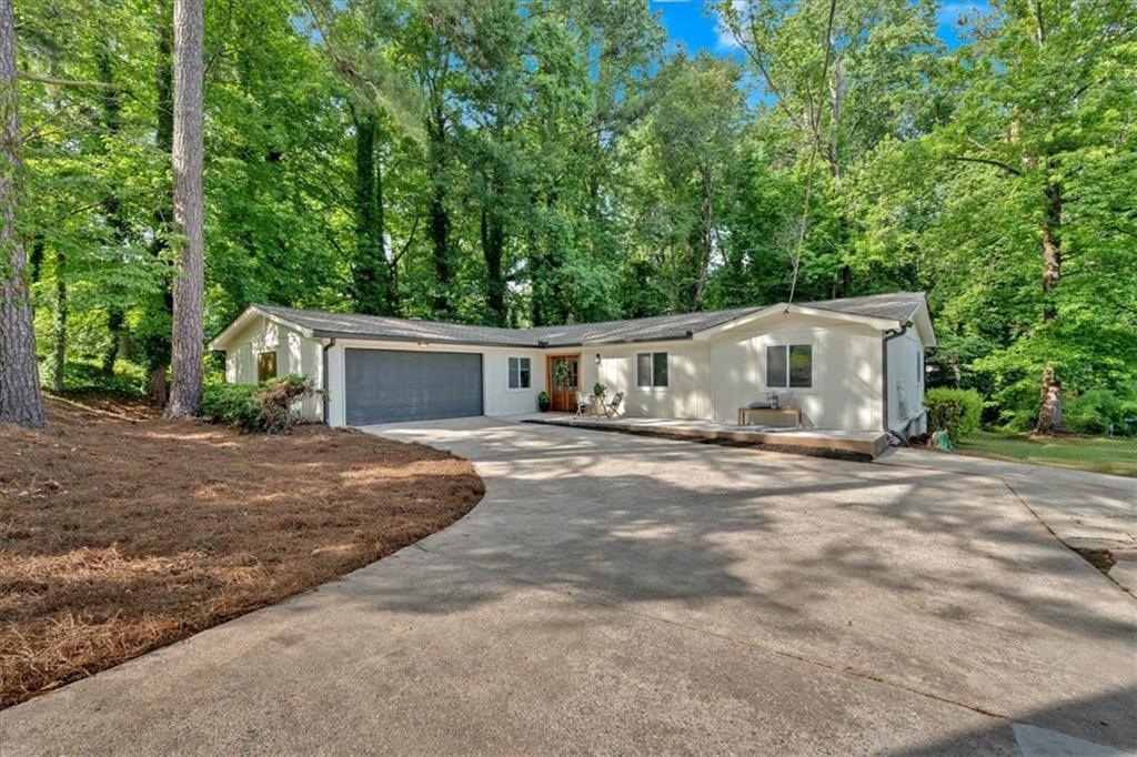 4492 Riverwood Cir., Decatur, GA 30035