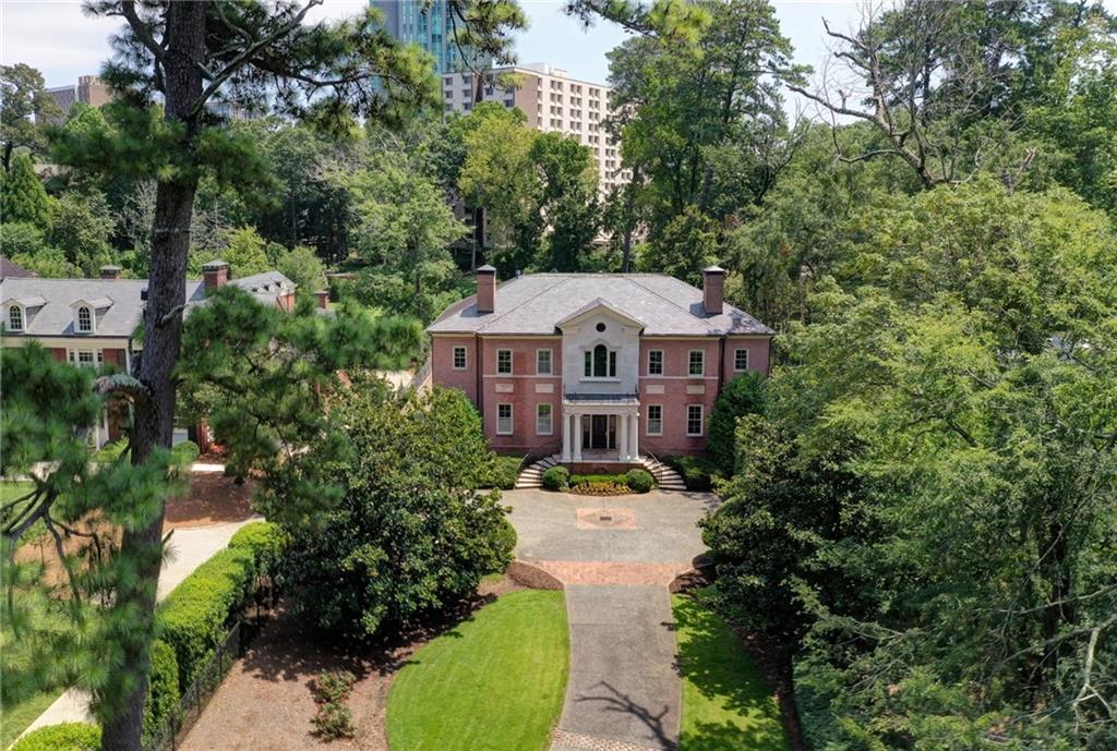 2883 Andrews Dr., Atlanta, GA 30305