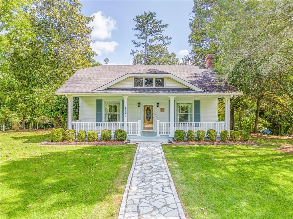 612 New Town St., Tate, GA 30177