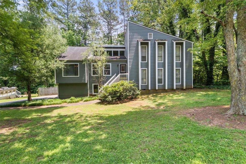 3962 Fairington Dr., Marietta, GA 30066