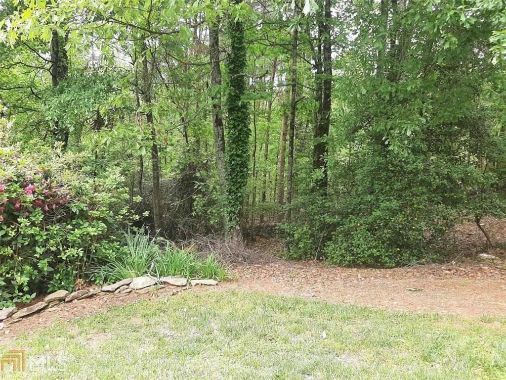 300 Point Olympus Dr., Gainesville, GA 30506
