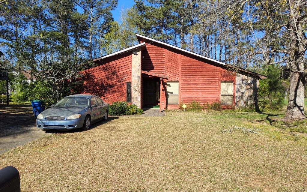 6255 Mozart Dr., Riverdale, GA 30296