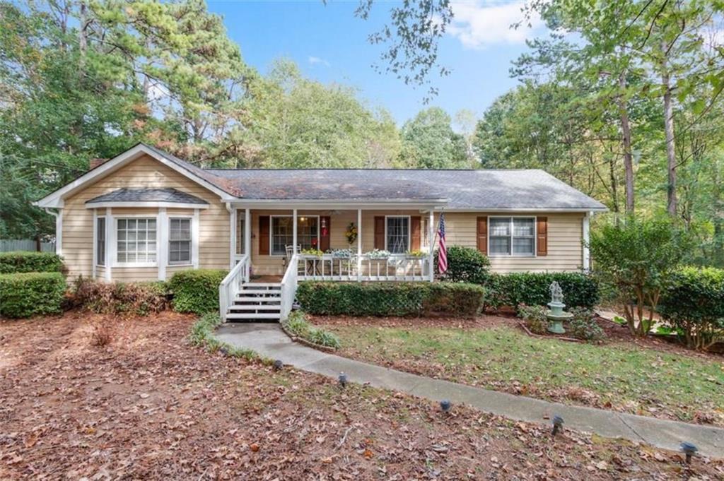 1904 Britt Dr., Snellville, GA 30078