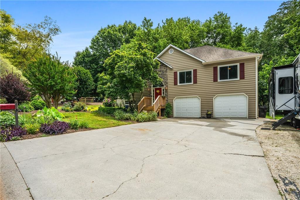 115 Bennett Farms Dr., Acworth, GA 30102