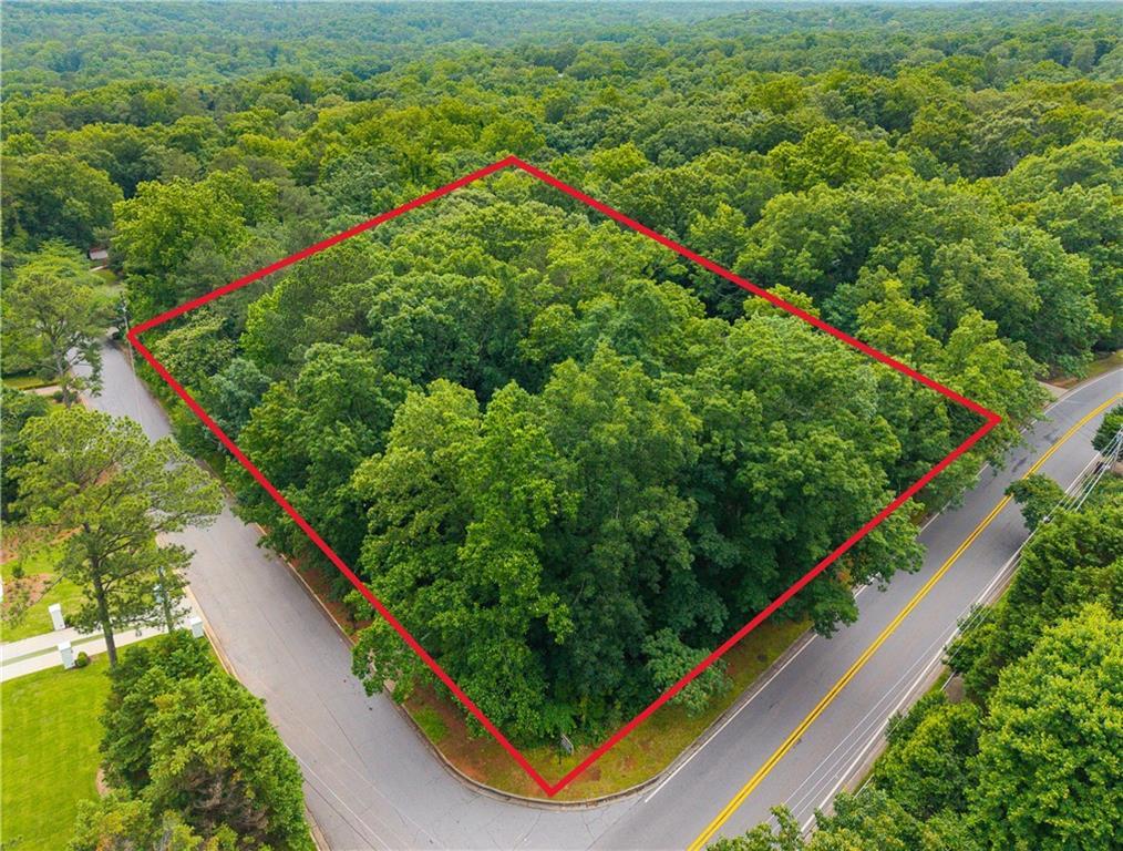 5680 Whitner Dr., Atlanta, GA 30327