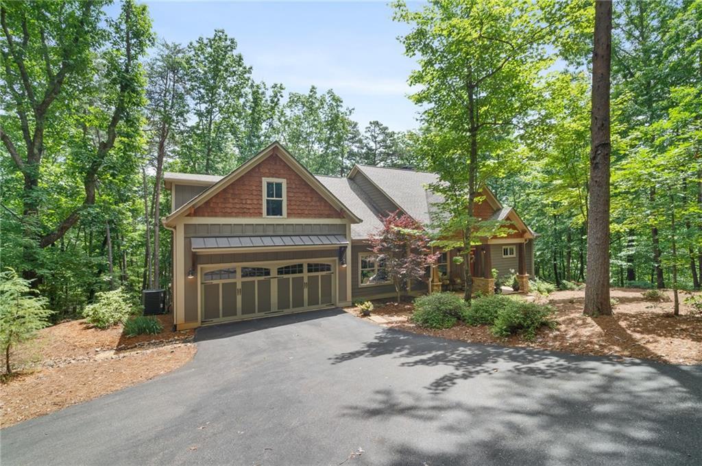 100 Yunsoo Pl., Big Canoe, GA 30143