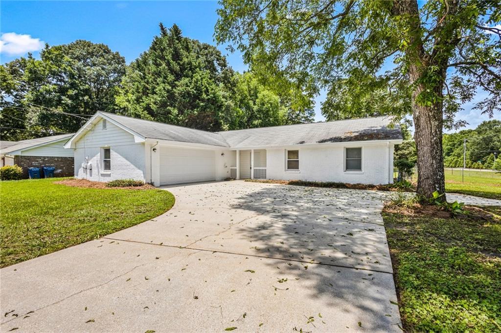 1698 Brandy Woods Tr., Conyers, GA 30013