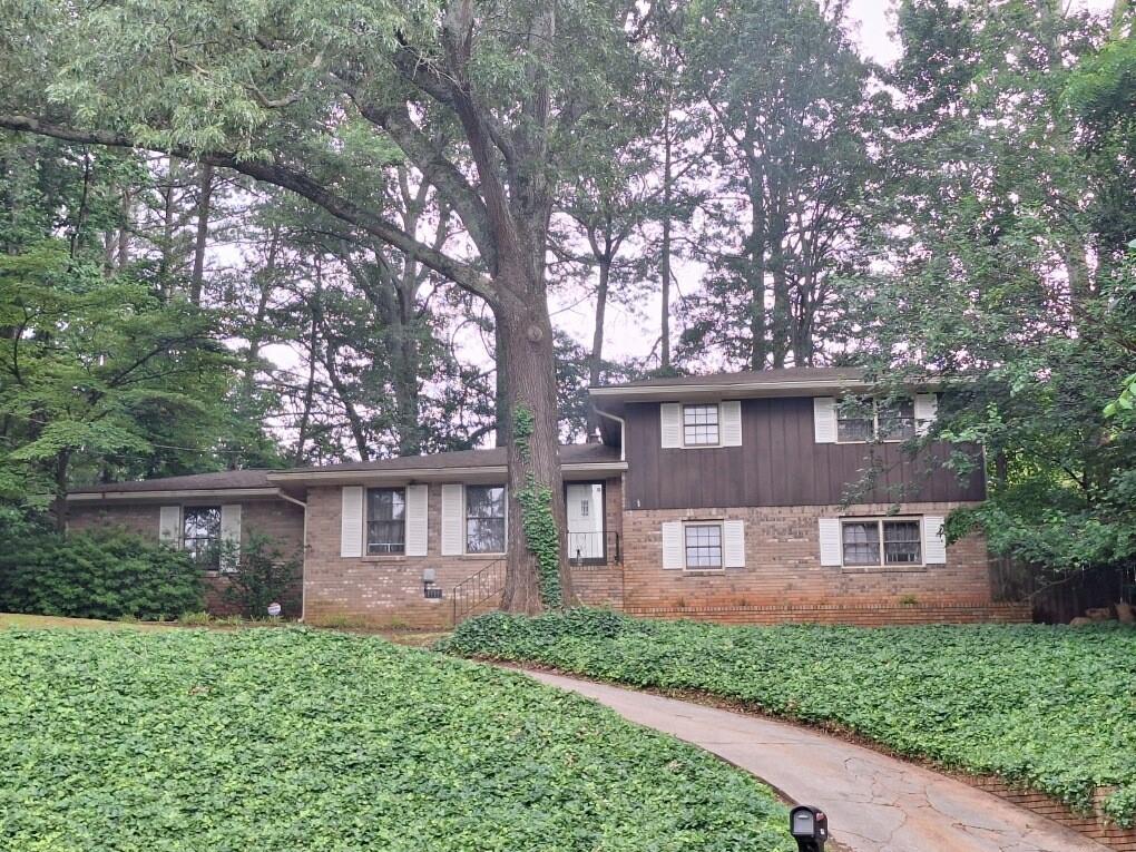 1236 S Shadygrove Ct., Stone Mountain, GA 30083