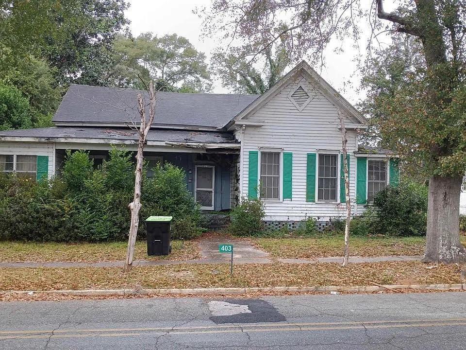403 Drayton St., Montezuma, GA 31063