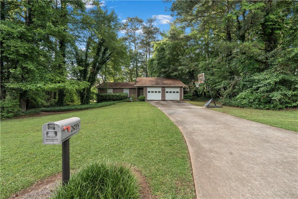 2935 Sawgrass Tr., Lilburn, GA 30047