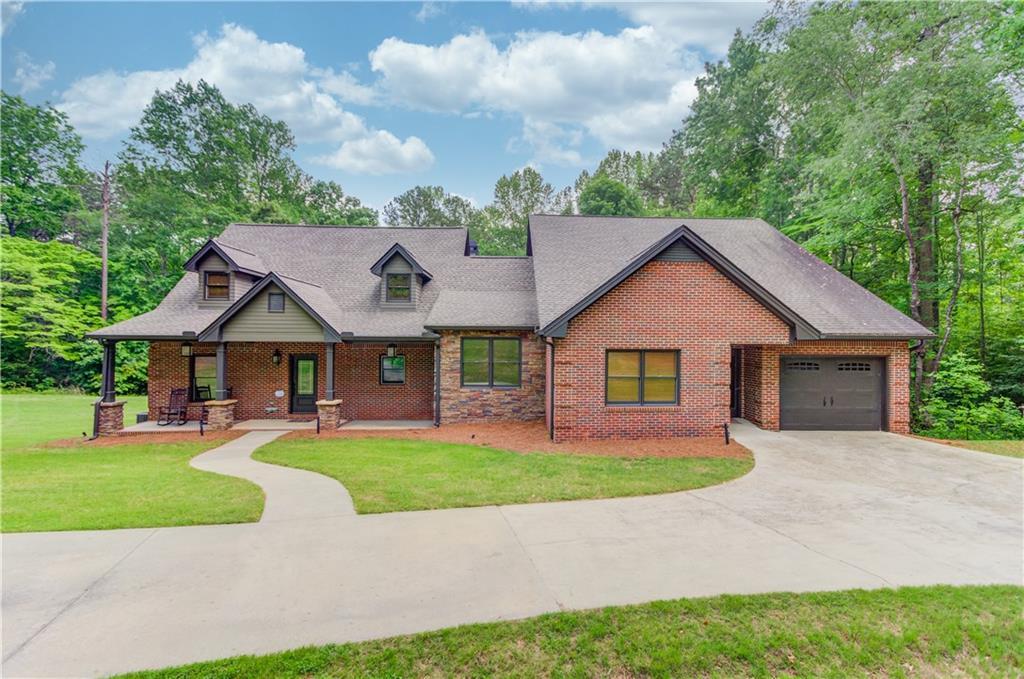 196 Magnolia Creek Tr., Martin, GA 30557