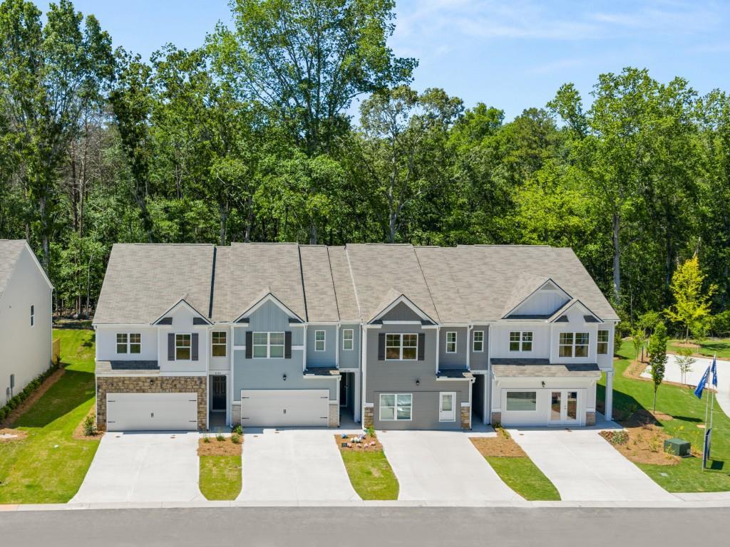 4176 Kestrel Ct., Gainesville, GA 30506