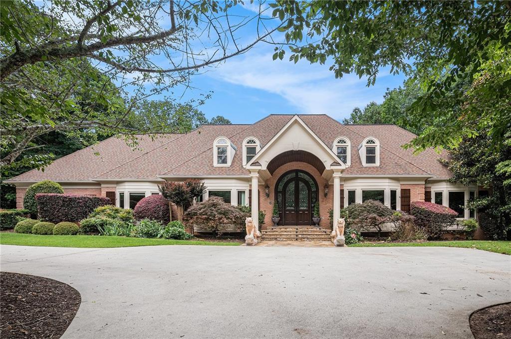 7660 Treeridge Ct., Atlanta, GA 30350