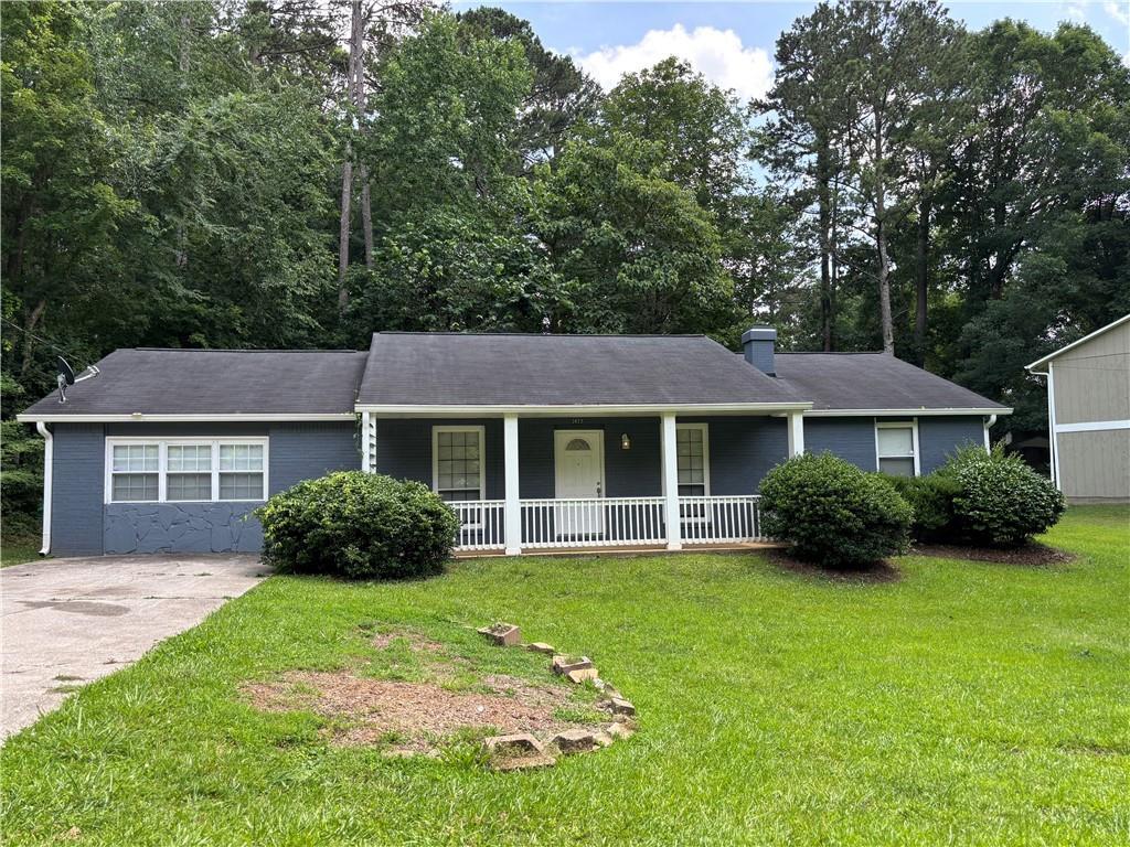 3823 Chimney Ridge Ct., Ellenwood, GA 30294