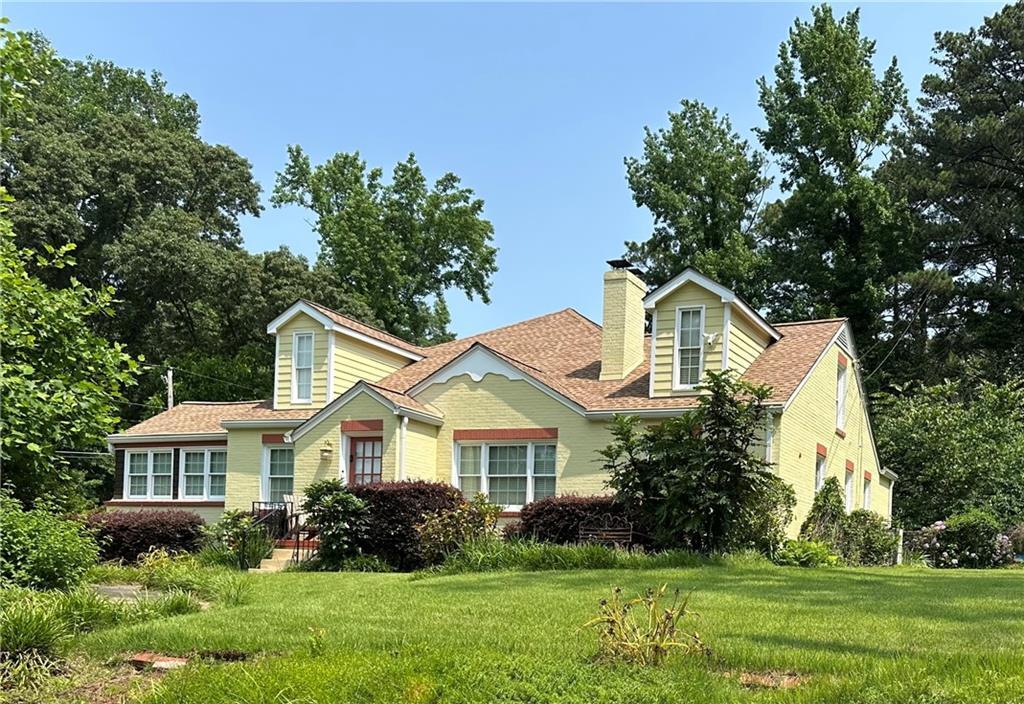 2367 Ridgeway Ave., Atlanta, GA 30337