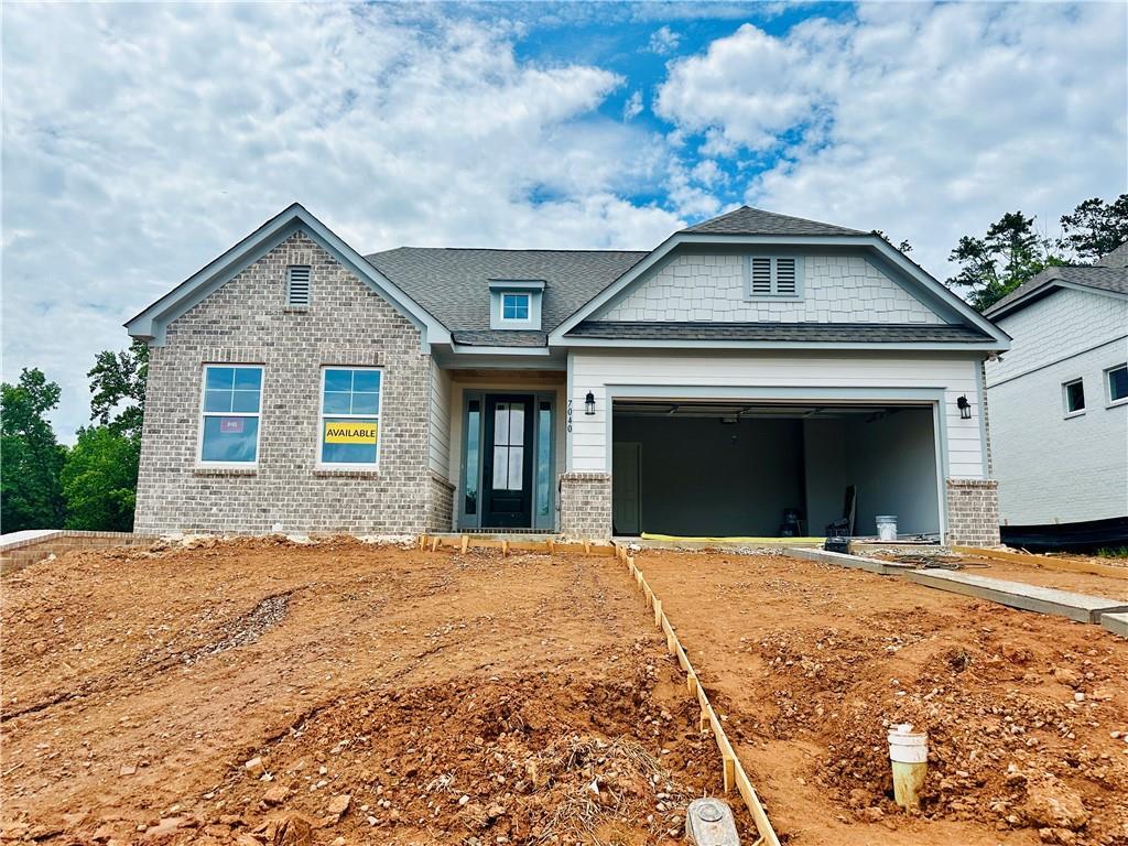 7040 Manchester Dr., Flowery Branch, GA 30542