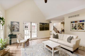 9975 Groomsbridge Rd., Johns Creek, GA 30022