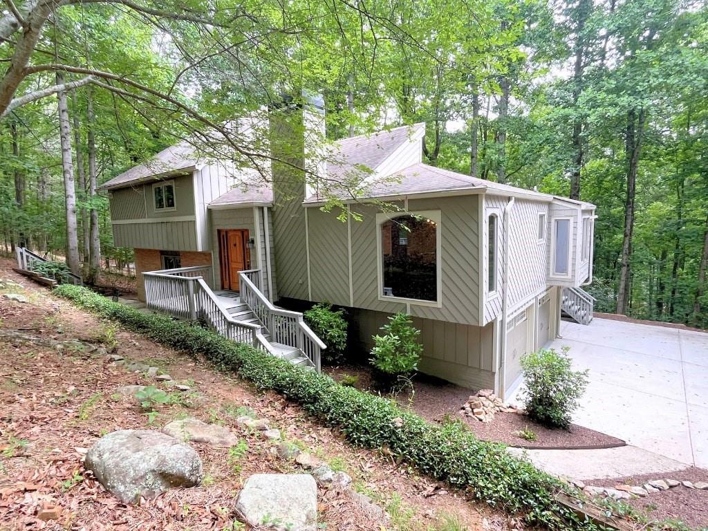 970 Pine Grove Pointe Dr., Roswell, GA 30075