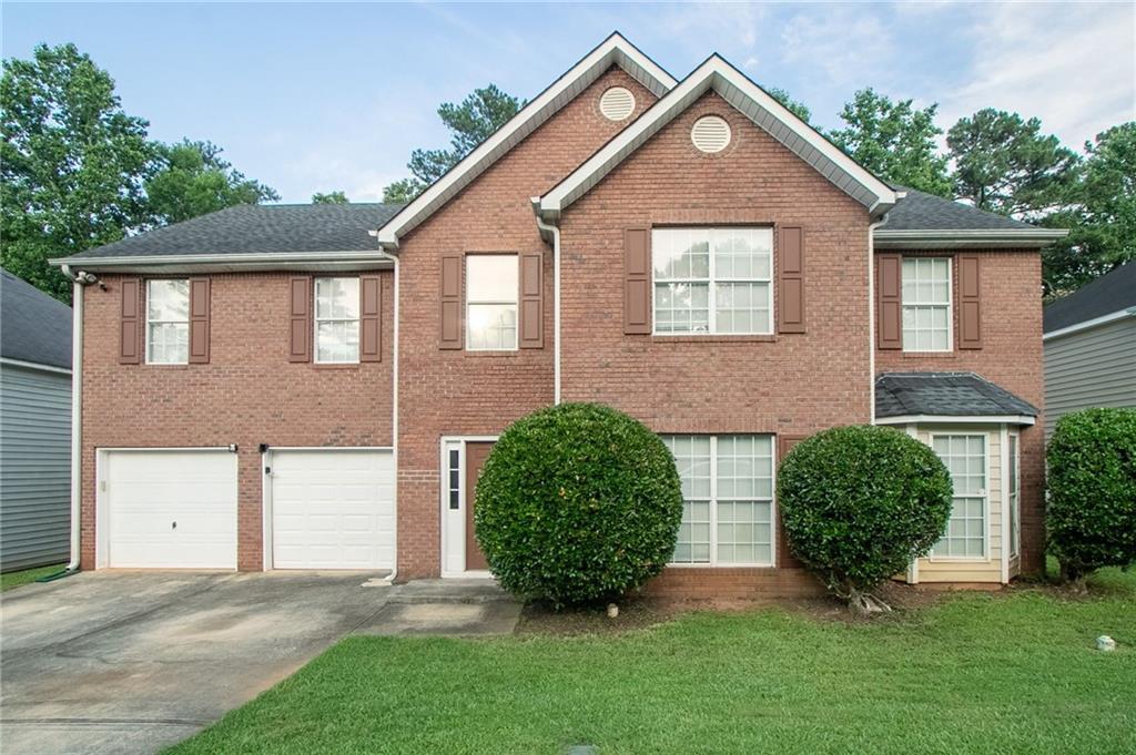 6528 Carriage Ln., Stone Mountain, GA 30087