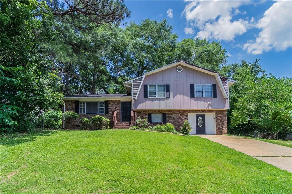 6708 Bedford Rd., Rex, GA 30273