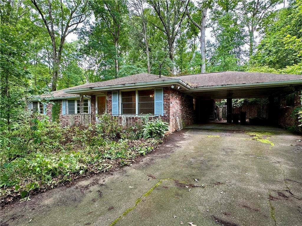 1333 Council Bluff Dr., Atlanta, GA 30345