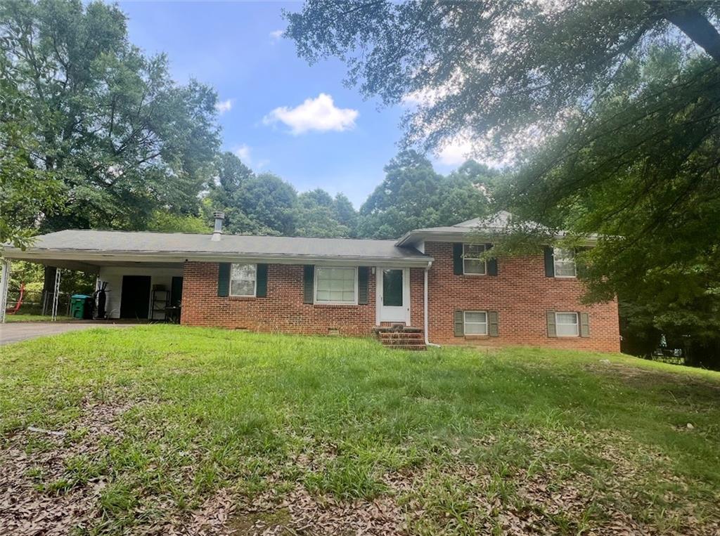 170 Huntington Ct., Athens, GA 30606